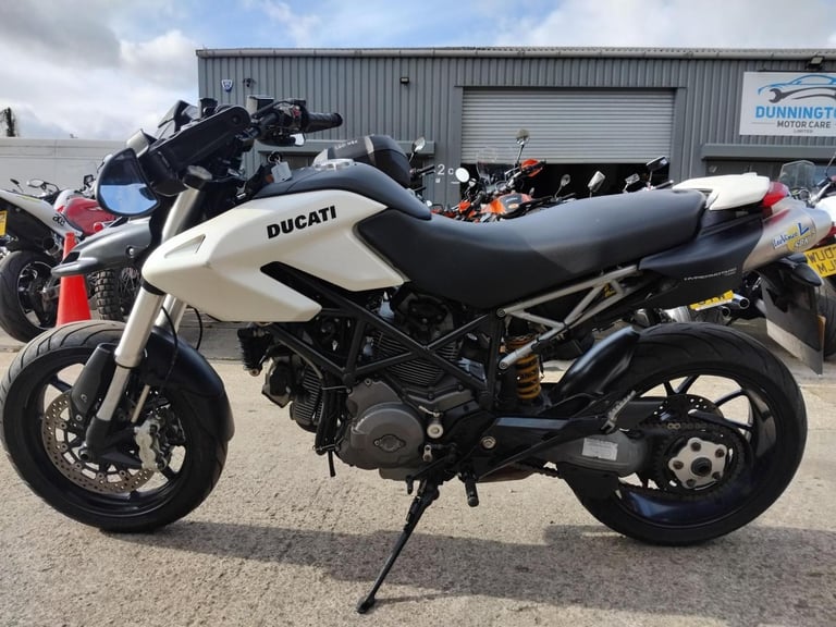 2011 11 DUCATI HYPERMOTARD 796 WHITE NEW MOT HYPER MOTARD SUPERMOTO MOTO