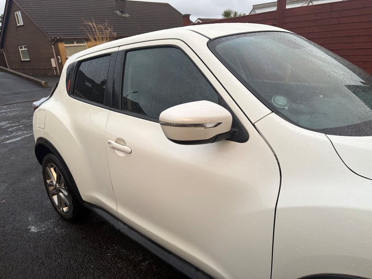 Nissan, JUKE, Hatchback, 2015, Manual, 1461 (cc), 5 doors