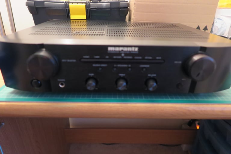 Marantz PM6005 amplifier working condition with a fault