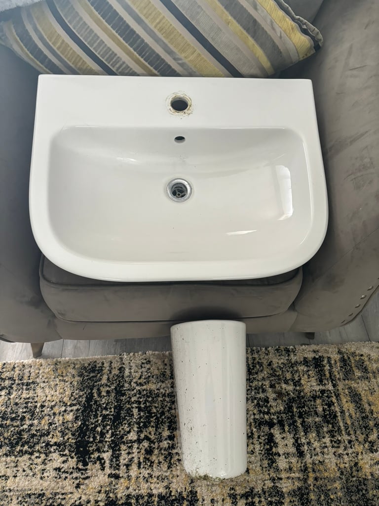 image for Half pedestal sink 