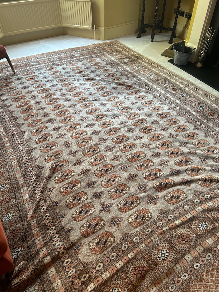 Wool rug 