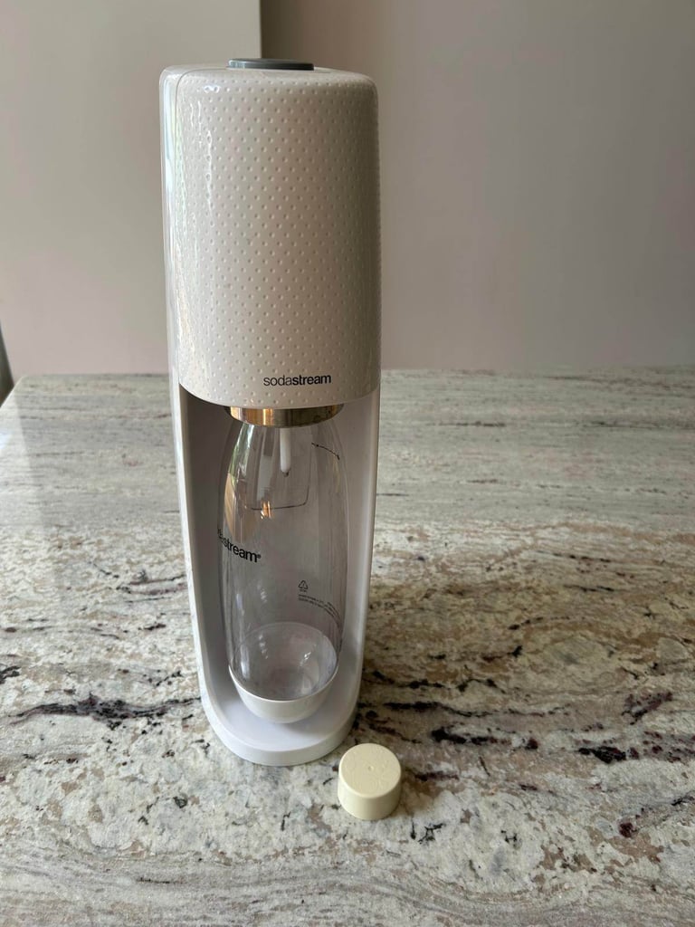 Water purifying Soda Stream..