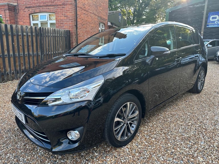 2016 Toyota Verso 1.8 V-Matic Design Multidrive S Euro 6 5dr (7 Seat) MPV Petrol Automatic