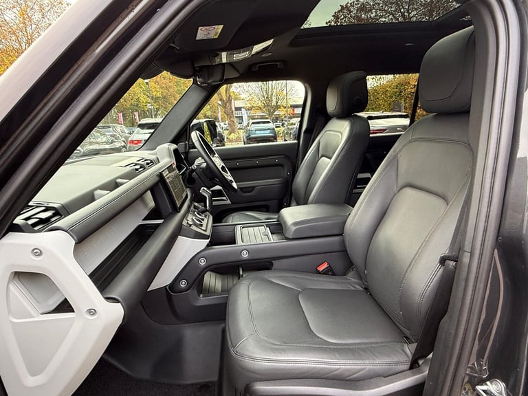 2022 Land Rover Defender 110 3.0 D300 MHEV HSE SUV 5dr Diesel Auto 4WD Euro 6 (s/s) (300 ps) ESTA...