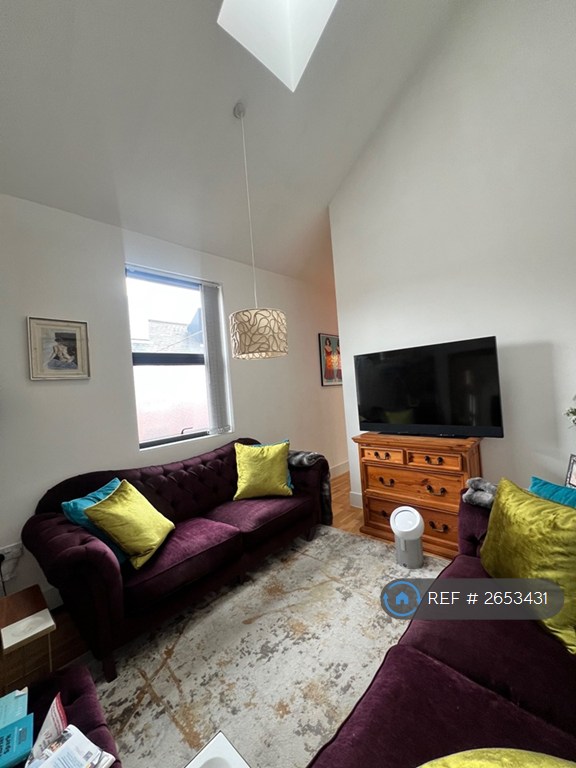 image for 2 bedroom house in Ash Street, Salford, M6 (2 bed) (#2653431)
