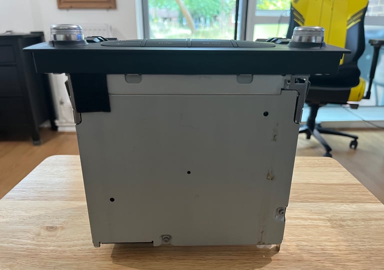 OFFICIAL AUDI A3 2007 1.6 FSI S LINE MK2 3DR BOSCH CAR SETERO CD PLAYER 