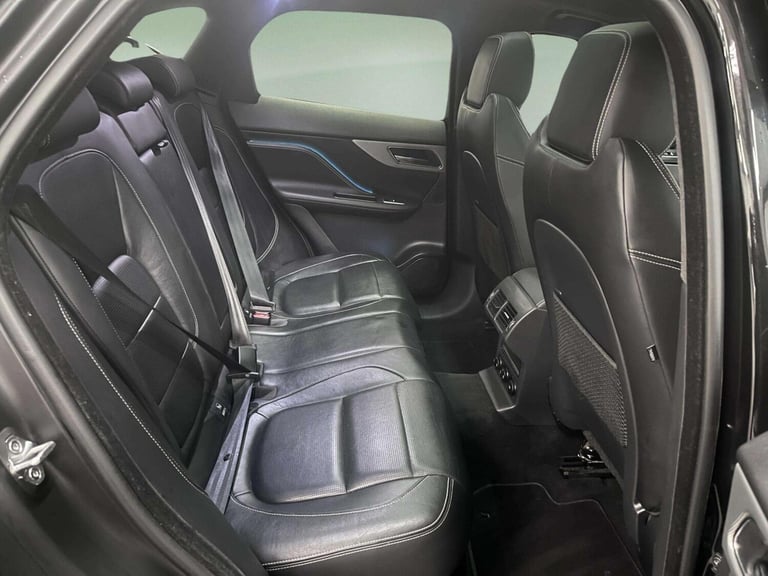 2019 Jaguar F-Pace 2.0 D180 Chequered Flag Auto AWD Euro 6 (s/s) 5dr ESTATE Diesel Automatic