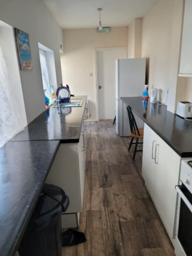 Emergency Accommodation at B29 7NA! Double Room available, Universal Credit Accepted, Same day move!