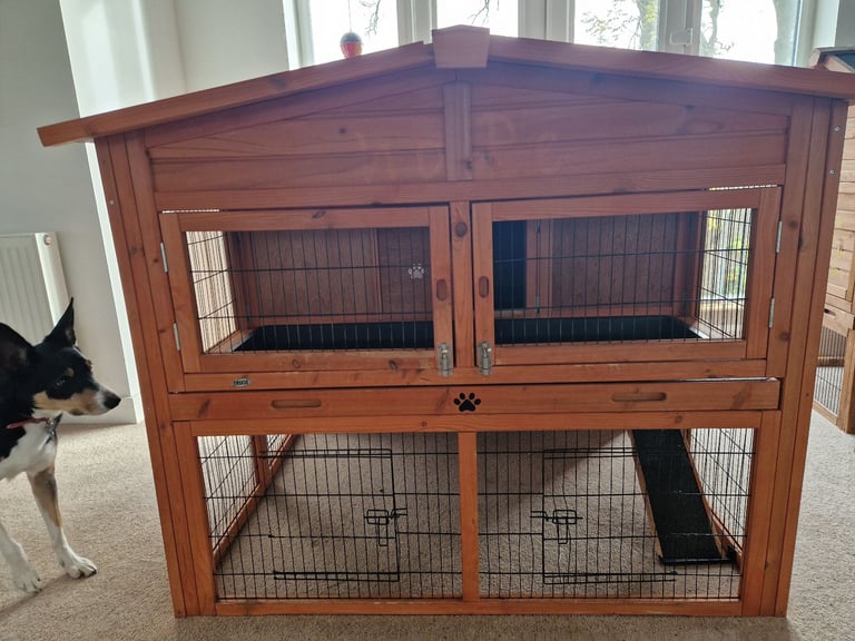 Rabbit hutches, Outside run, Food & Accessories 