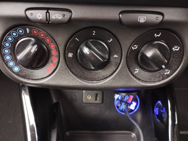Vauxhall, CORSA, Hatchback, 2015, Manual, 1229 (cc), 5 doors