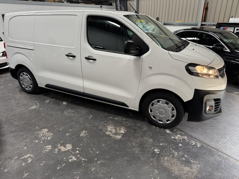 2022 Vauxhall Vivaro 1.5 L1H1 F2700 DYNAMIC S/S Manual Panel Van Diesel Manual
