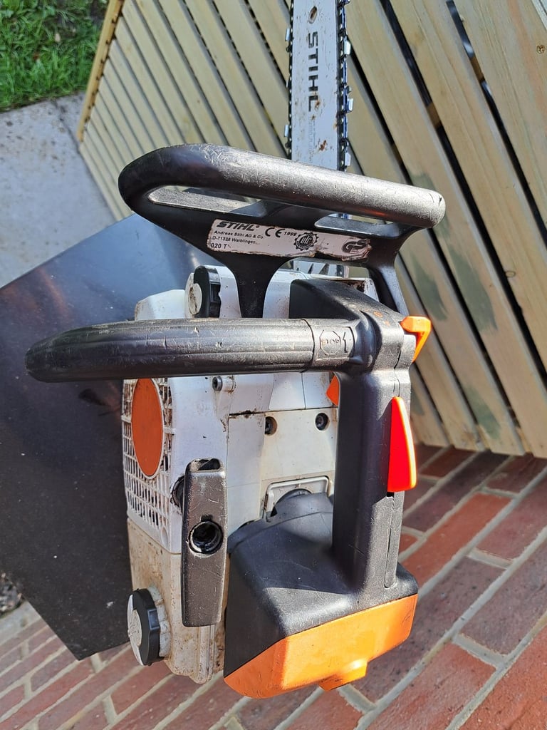 Stihl 020T chainsaw 