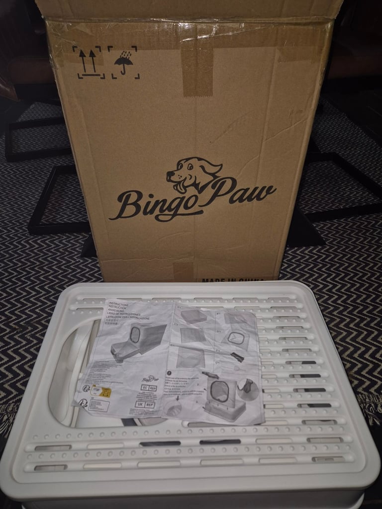 Cat litter tray brand new 