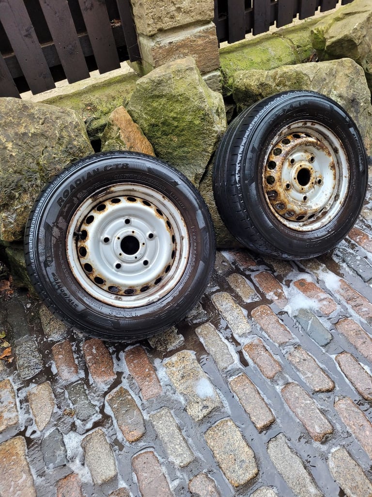 2 ford transit custom mk8 wheels and tyres size 215 65 15c 