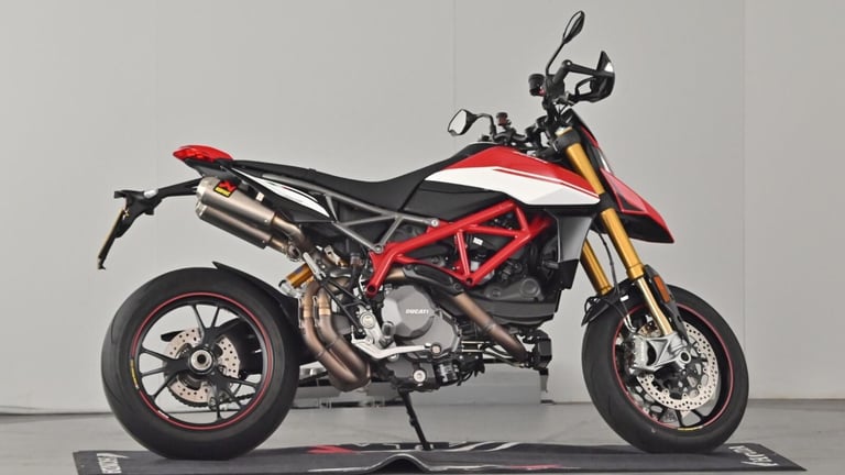 2020 Ducati Hypermotard 950 950 SP Euro 4 Naked Petrol Manual