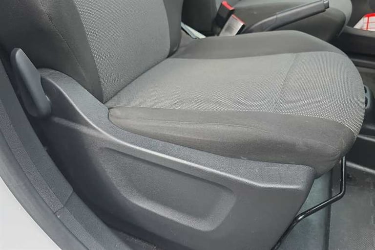 2023 Peugeot Partner 1000 1.5 BlueHDi 100 Professional Premium + Van PANEL VAN DIESEL Manual