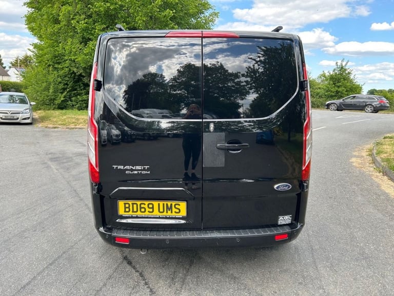 2020 69 FORD TRANSIT CUSTOM 2.0 300 ECOBLUE LIMITED PANEL VAN 5DR DIESEL AUTO L1