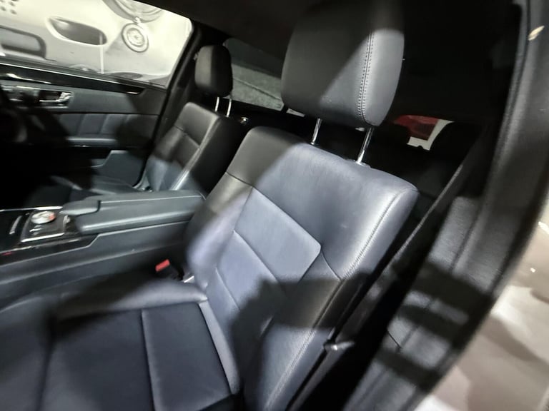 2010 Mercedes-Benz E Class 3.0 E350 CDI V6 BlueEfficiency Avantgarde G-Tronic Euro 5 5dr ESTATE D...