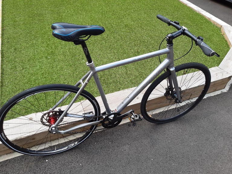 Merida S-Presso Aluminium Hybrid Bike. 