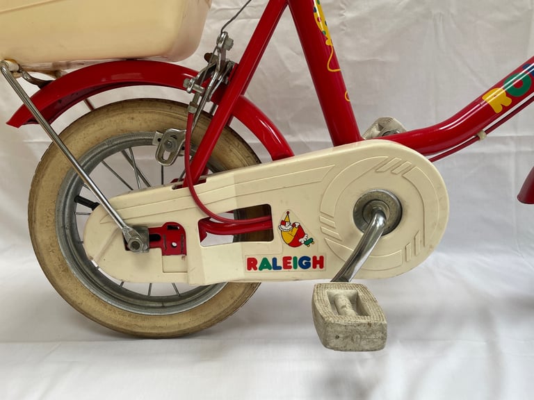 Vintage children’s (4-7yrs) Raleigh bike for sale - Hammersmith