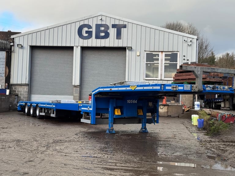 Broshuis 3 axle extending low loader trailer 