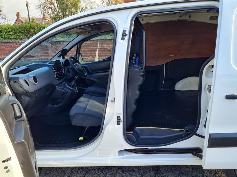 Peugeot, PARTNER, Panel Van, 2017, Manual, 1560 (cc)