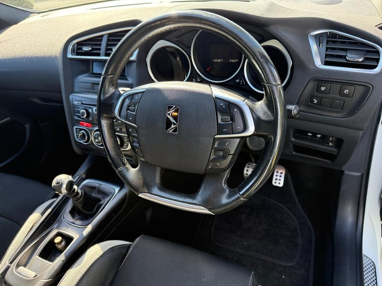 2013 Citroen DS4 1.6 HDi 115 DStyle 5dr HATCHBACK Diesel Manual