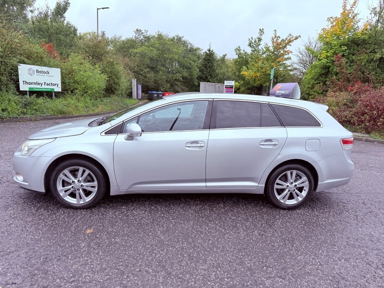 2010 60 TOYOTA AVENSIS 2.0 D4-D T4 NAV ESTATE 6 SPEED MANUAL GREAT SPEC MOTOR