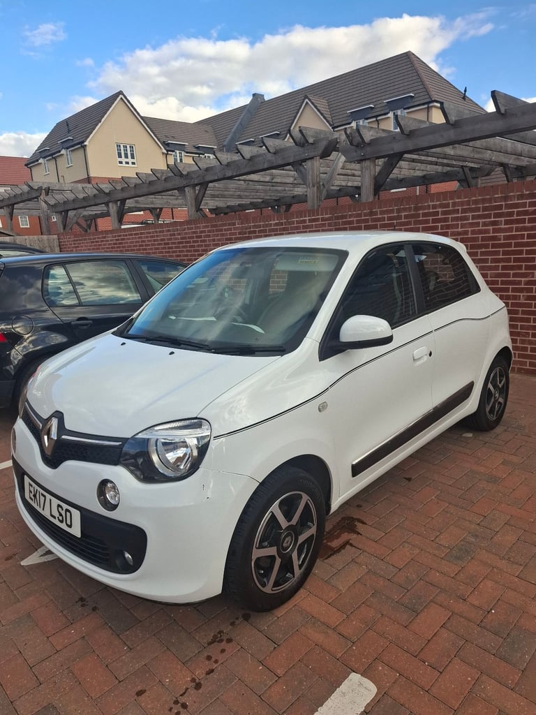 Renault, TWINGO, Hatchback, 2017, Manual, 999 (cc), 5 doors