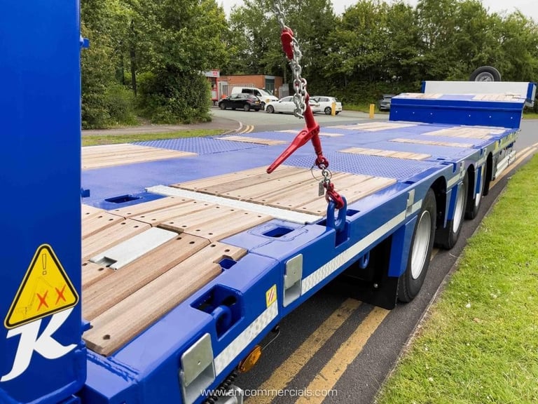 KASSBOHRER 3 AXLE EXTENDABLE LOW LOADER 52,800KG 