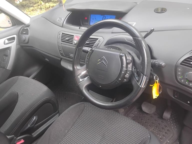 2007 Citroen C4 Picasso 2.0i 16V VTR Plus 5dr EGS [5 Seat] MPV PETROL Automatic