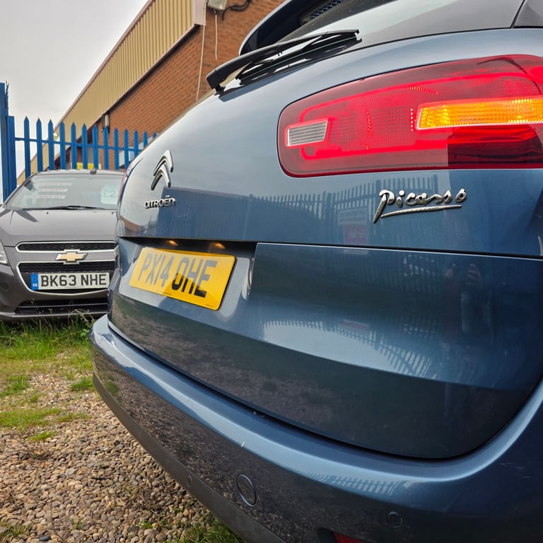 CITROEN C4 PICASSO VTR+ MODEL 1.6 DIESEL 115 BHP YEAR 2014 £20 ROAD TAX PER YEAR LOW MILES!!!