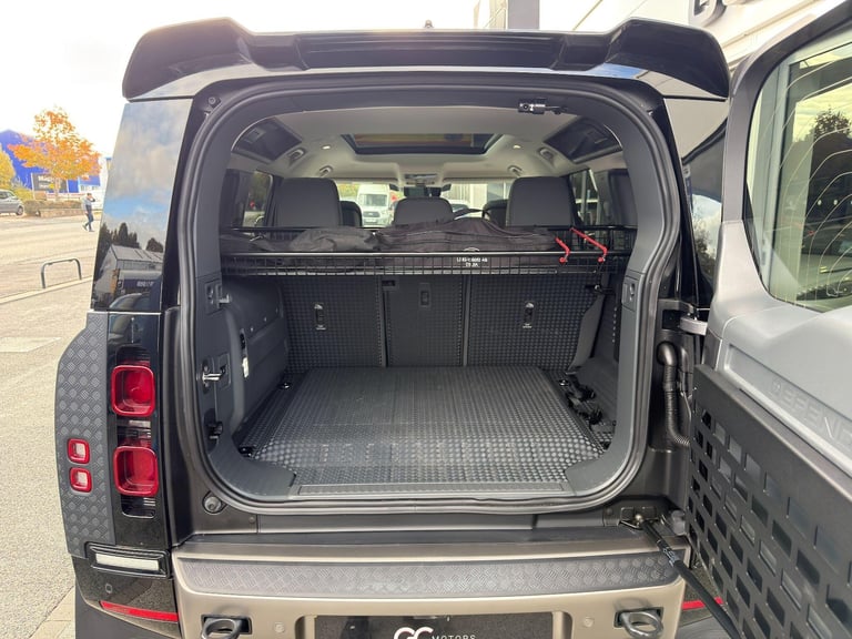 2024 Land Rover Defender 110 2.0 P400e 15.4kWh X-Dynamic HSE SUV 5dr Petrol Plug-in Hybrid Auto 4...