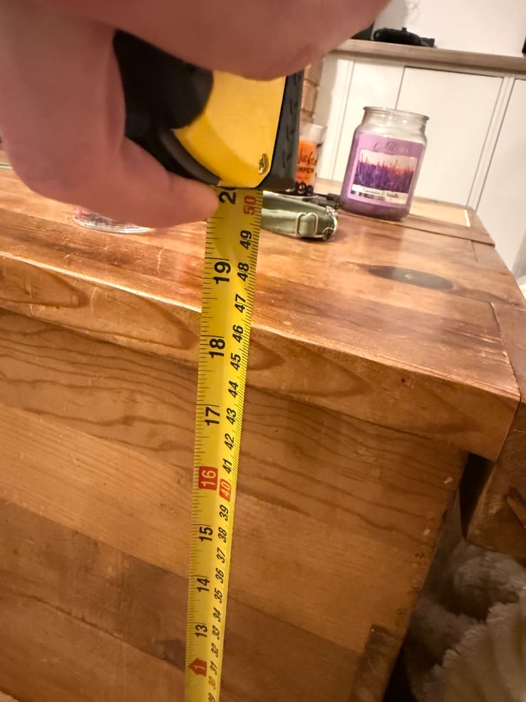 Solid wood storage coffee table 