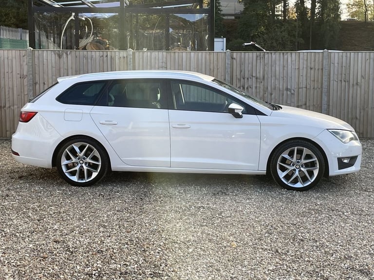 2015 SEAT Leon 2.0 TDI FR 5dr [Technology Pack] ESTATE DIESEL Manual