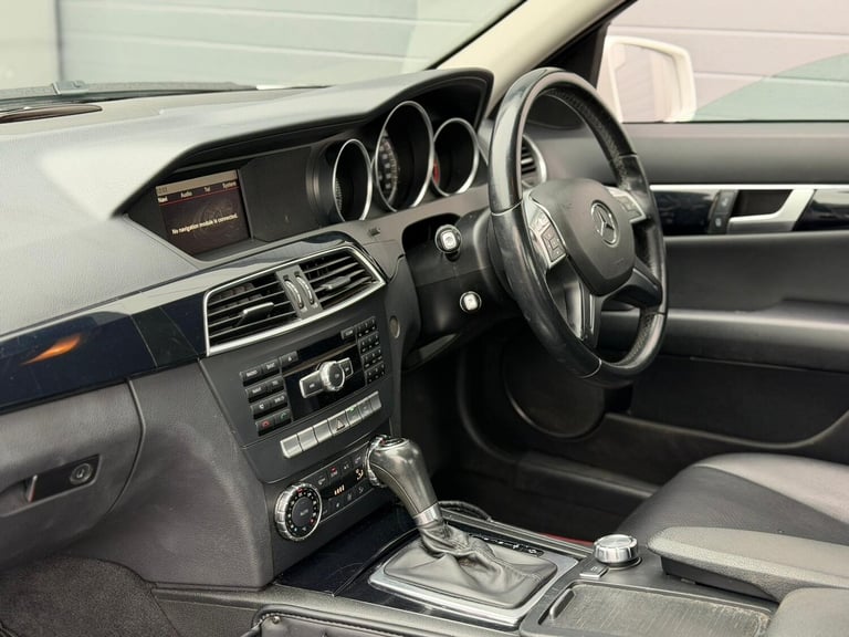 2012 Mercedes-Benz C-Class C220 CDI BlueEFFICIENCY Executive SE 4dr Auto SALOON Diesel Automatic