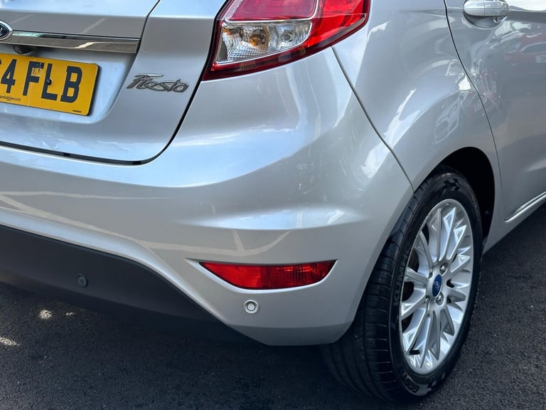 2014 Ford Fiesta 1.0T EcoBoost Titanium X Euro 5 (s/s) 5dr HATCHBACK Petrol Manual