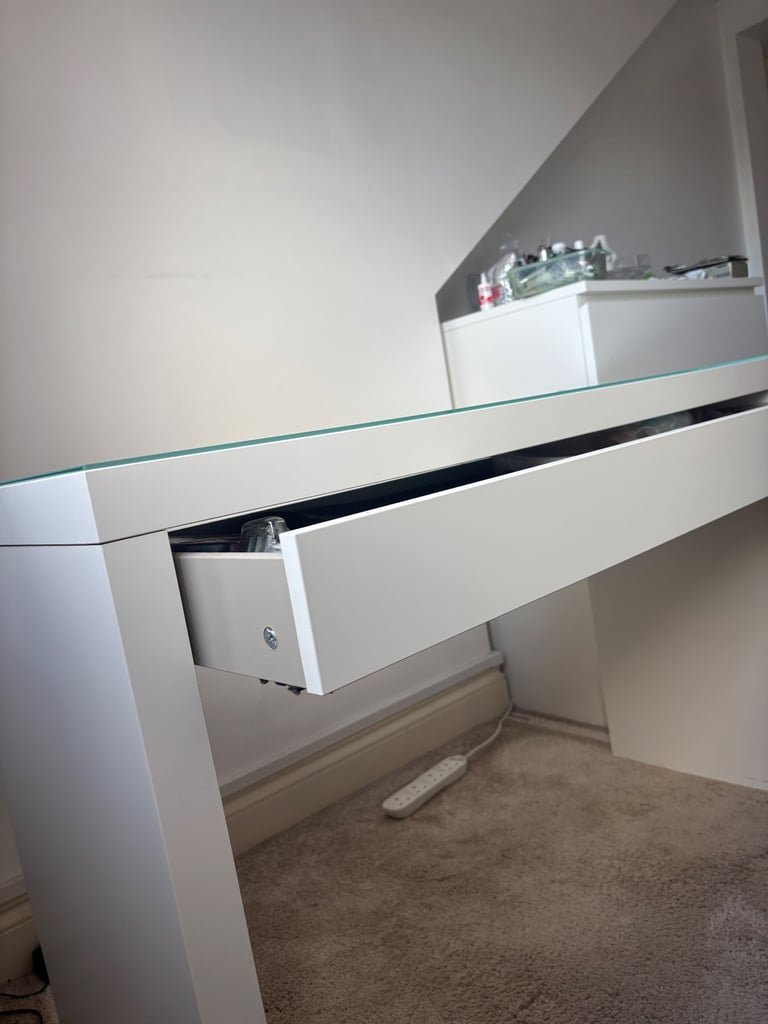 IKEA malm dressing table 