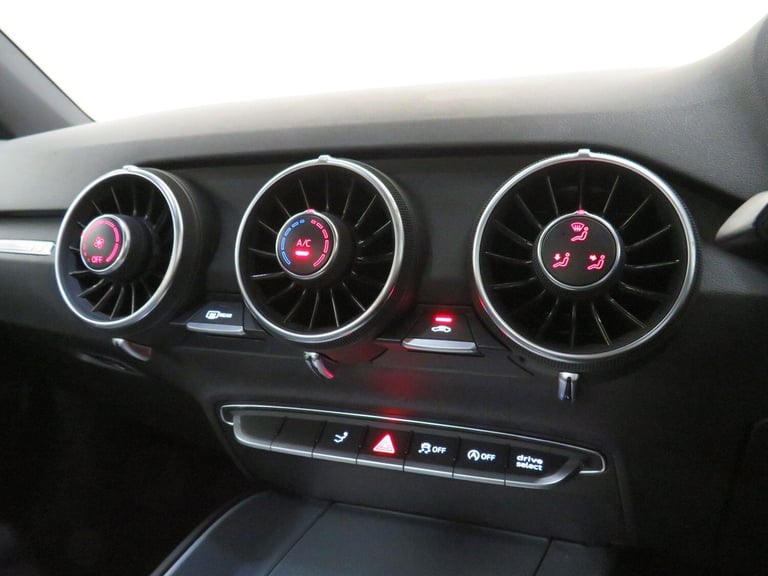 AUDI TT 2.0 TDI ultra S line 2015