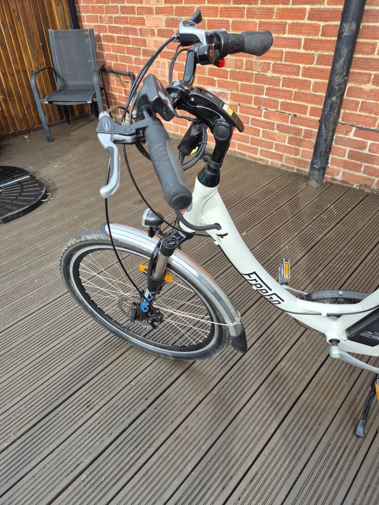 2 x Freego Electric Bikes