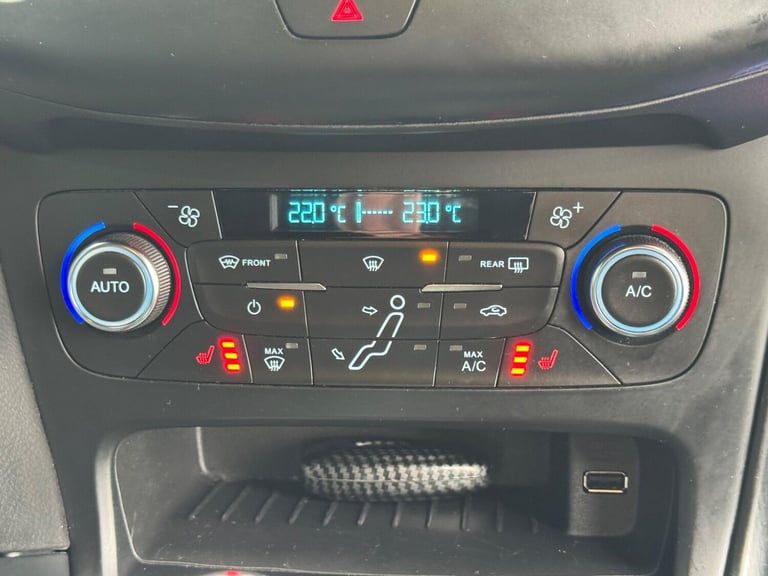 2018 Ford Focus 2.0T EcoBoost ST-3 Euro 6 (s/s) 5dr HATCHBACK Petrol Manual