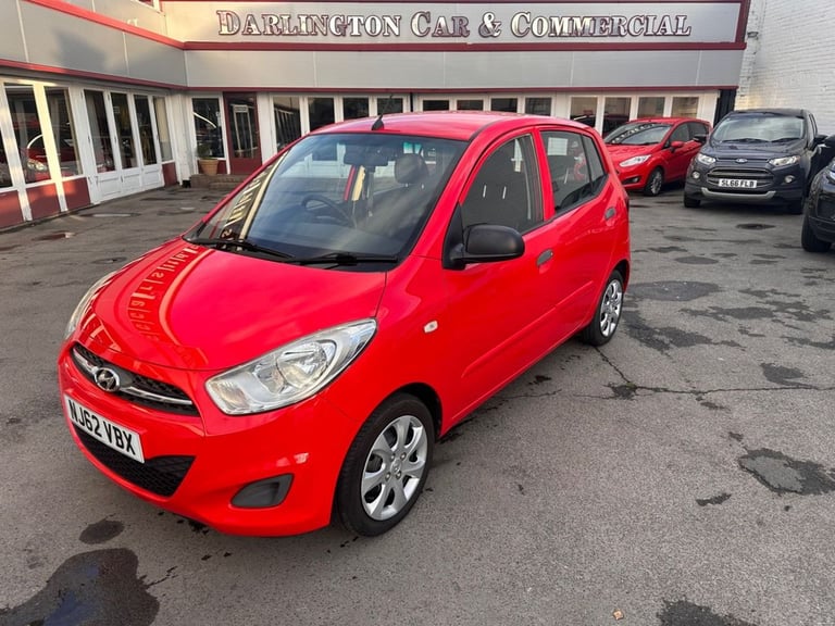 2012 62 HYUNDAI I10 1.2 CLASSIC HATCHBACK 5DR PETROL MANUAL EURO 5 (85 BHP)