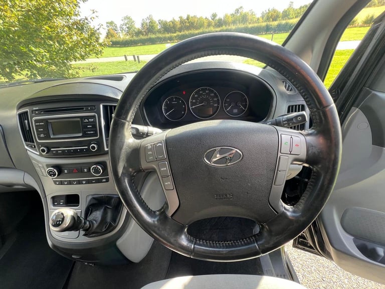 HYUNDAI I800 2.5 CRDi SE 2017