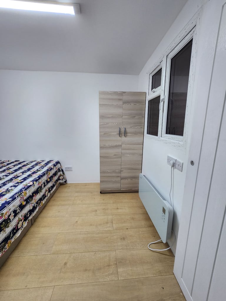 2 Bedroom Flat with garden to Rent