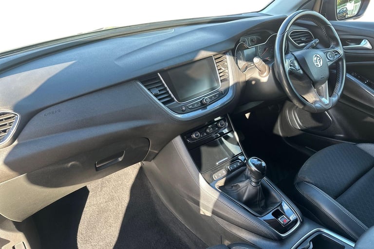  Vauxhall Grandland X 1.2 Turbo Gpf Tech Line Nav Suv 5dr Petrol Manual Euro 6