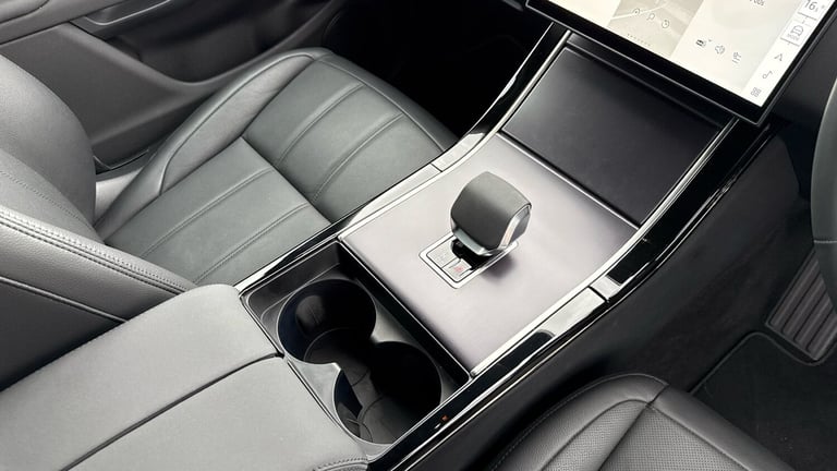 2025 Land Rover Range Rover Evoque 2.0 D165 Dynamic SE 5dr Auto Diesel Hatchback Hatchback Diesel...