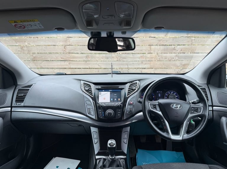 2016 66 HYUNDAI I40 1.7 CRDI BLUE DRIVE SE NAV SALOON 4DR DIESEL MANUAL EURO 6 (