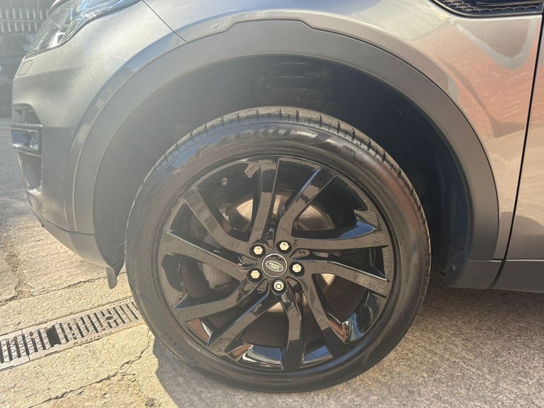 2016 Land Rover Discovery Sport 2.0 TD4 HSE Black Auto 4WD Euro 6 (s/s) 5dr ESTATE Diesel Automatic