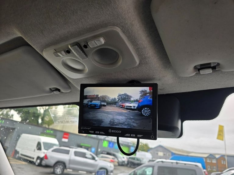 2019 Iveco Daily 3.0D HPI 65C caged Tipper in white, 45,000 miles, 1 owner, Euro 6 ULEZ, 6-s TIPP...