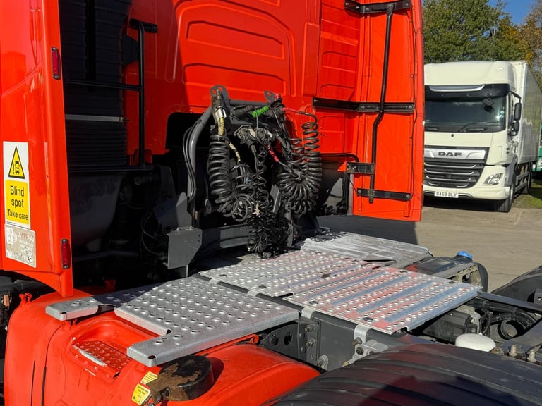 2018 VOLVO FH 460 6X2 TRACTOR UNIT